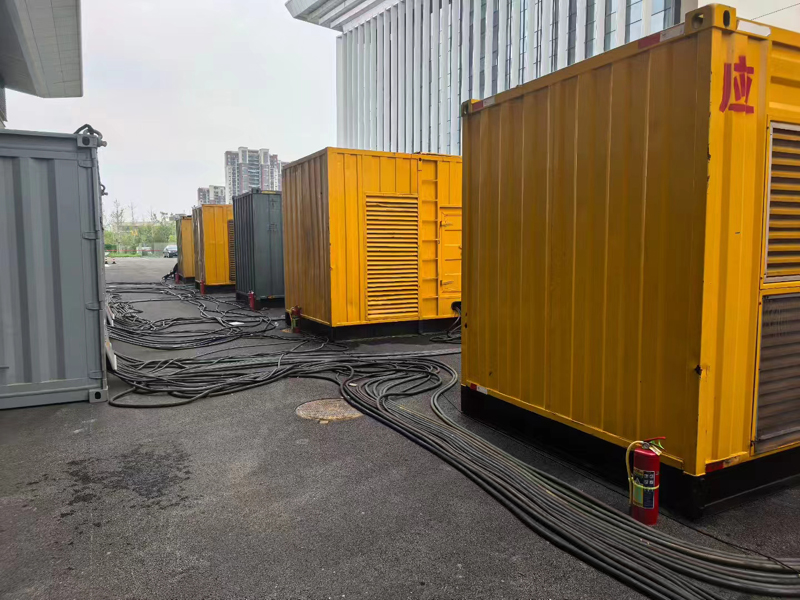 永丰不同季节柴油发电机组保养有哪些注意事项？