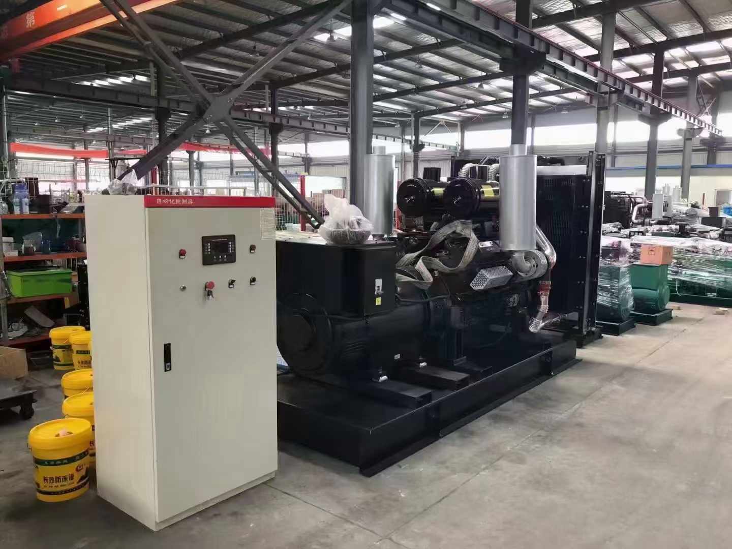 永丰柴油发电机运行时的噪音和振动水平如何？